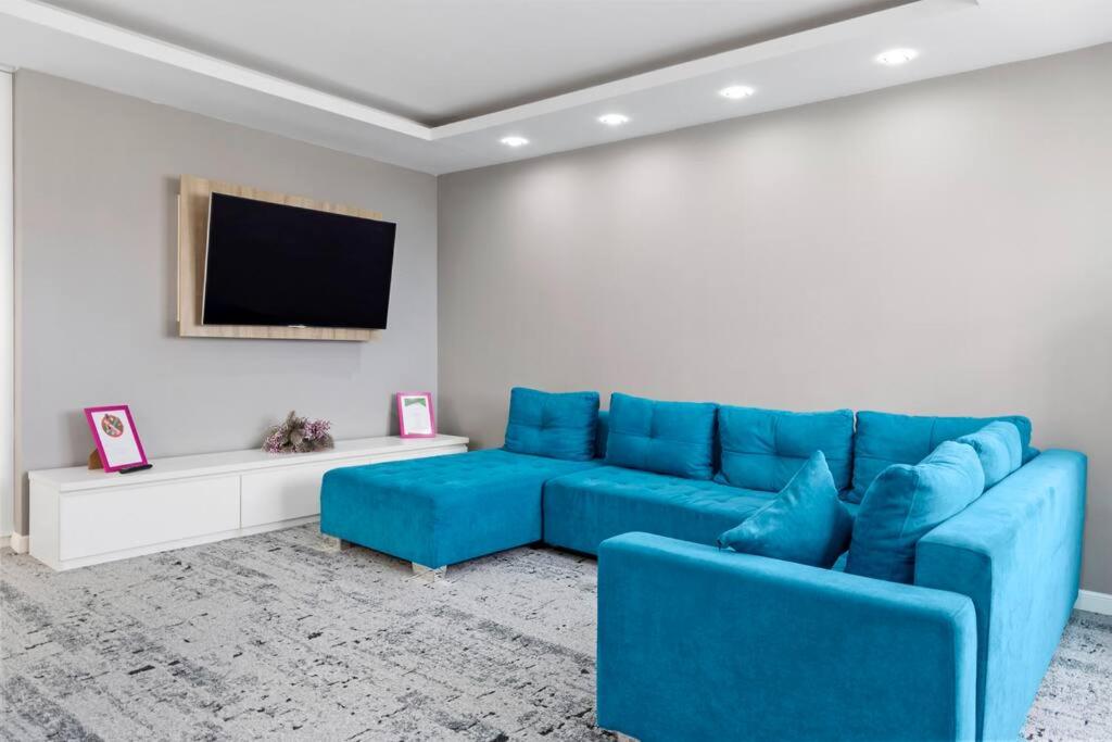 Panoramic Unirii Square Apartment view 4