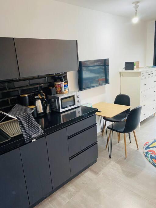 Lovely flat in Tel Aviv 32