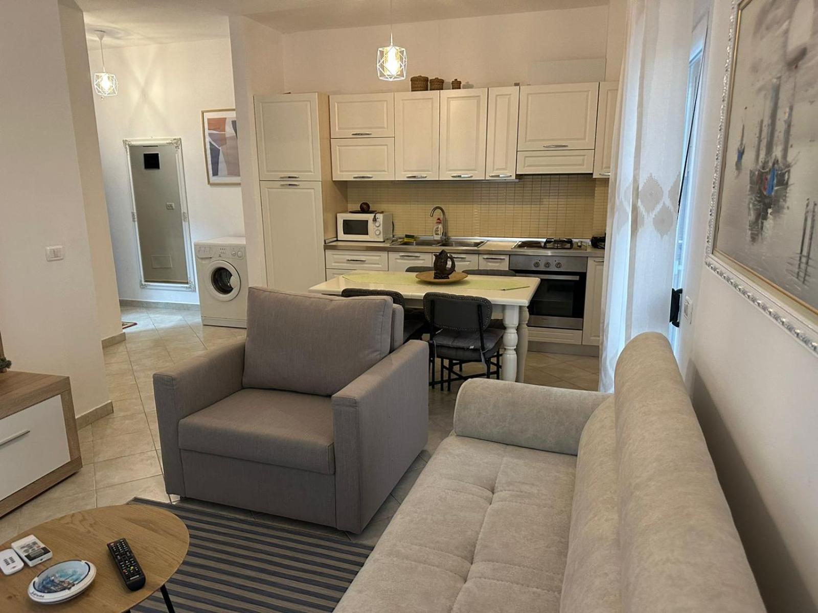 Sibora's Apartment