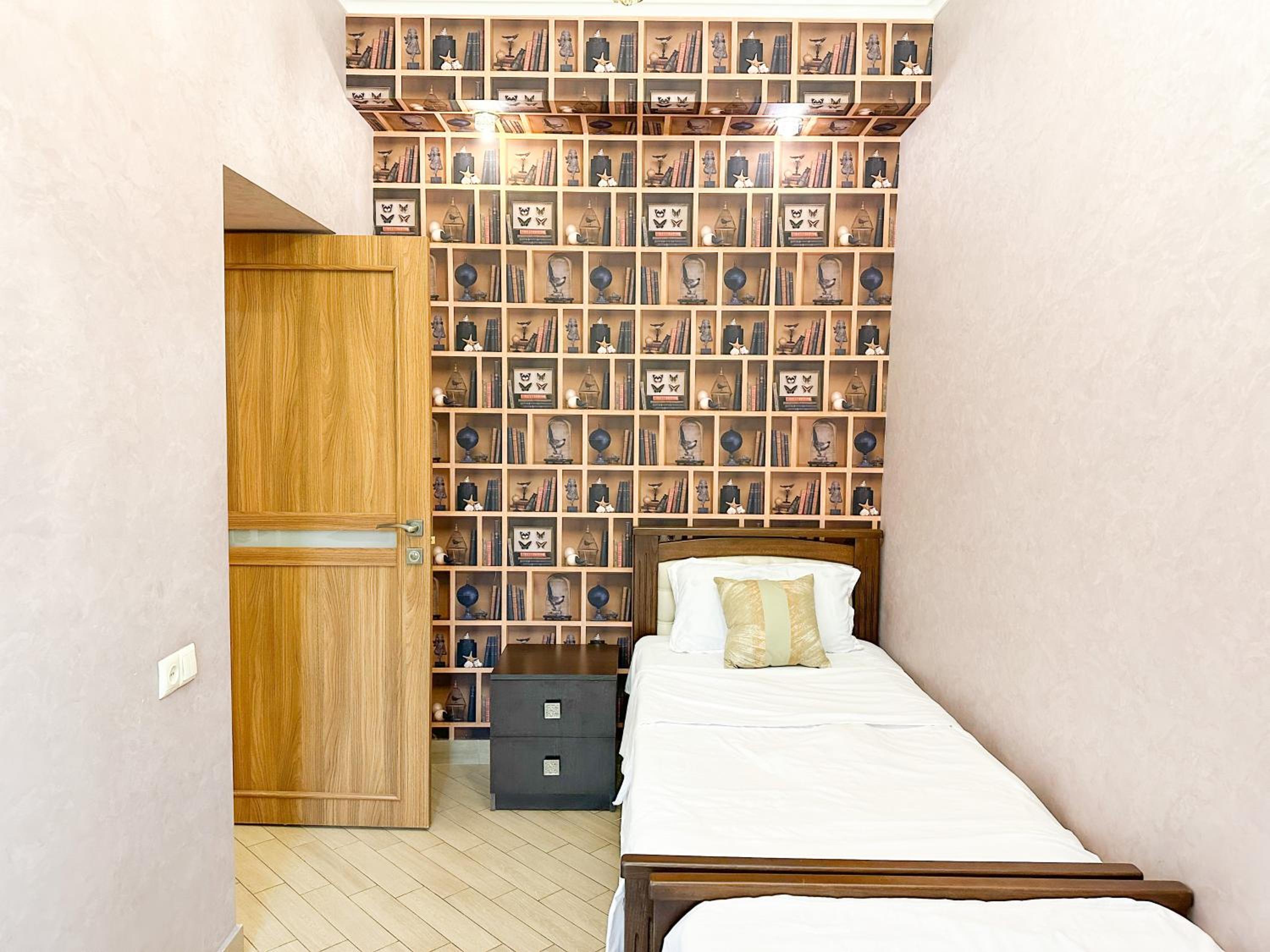 Near the Opera theatre 2 bedroom