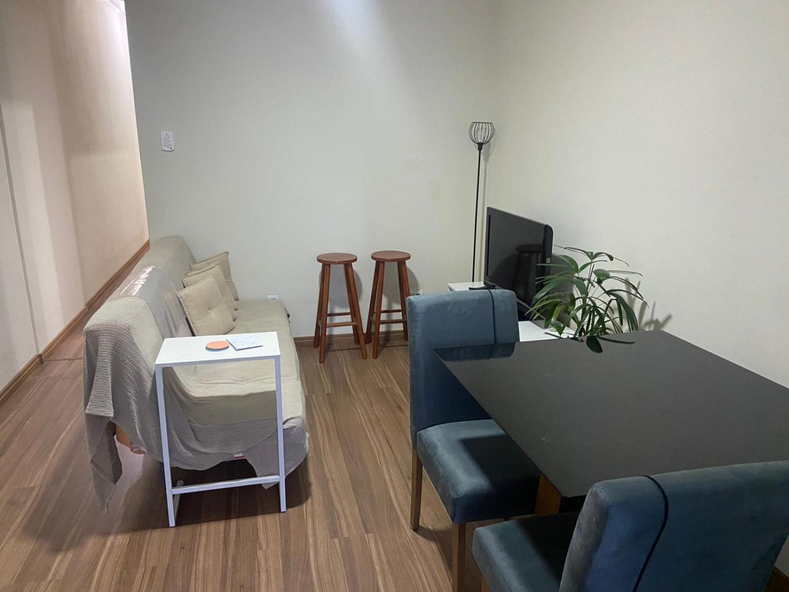 Studios confortáveis na URCA, perto Pão de Açucar, reformados, WI-FI, TV e ar condicionado SPLIT, pauloangerami MC103