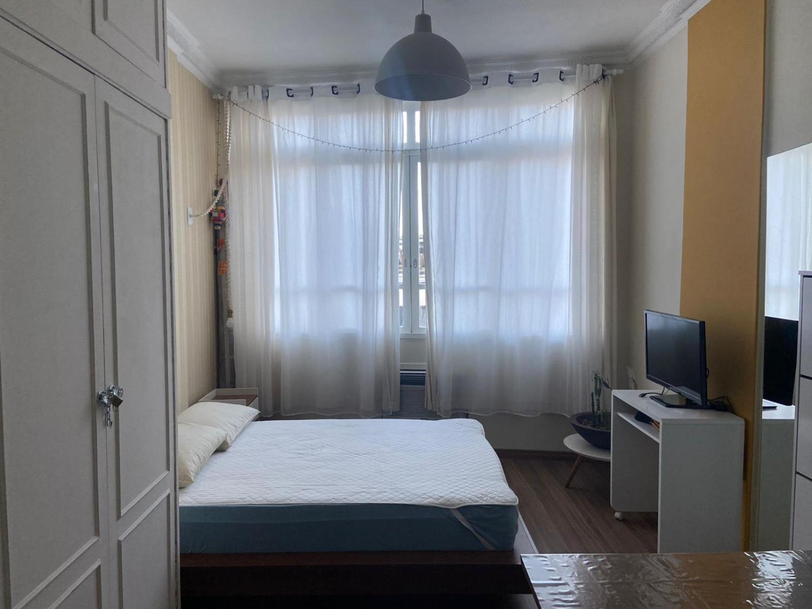 Studios confortáveis na URCA, perto Pão de Açucar, reformados, WI-FI, TV e ar condicionado SPLIT, pauloangerami MC103