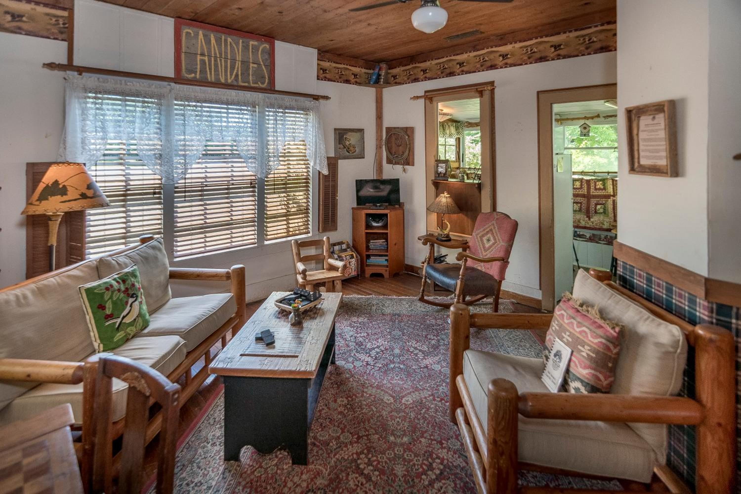 Country Woods Inn view 4
