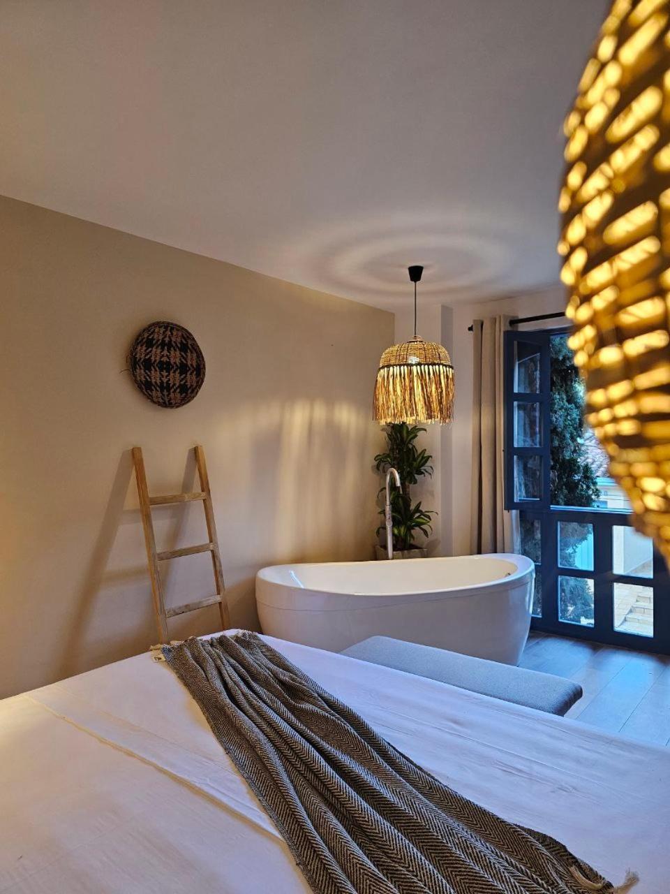 Hotel Luum Boutique hotel - Image 1