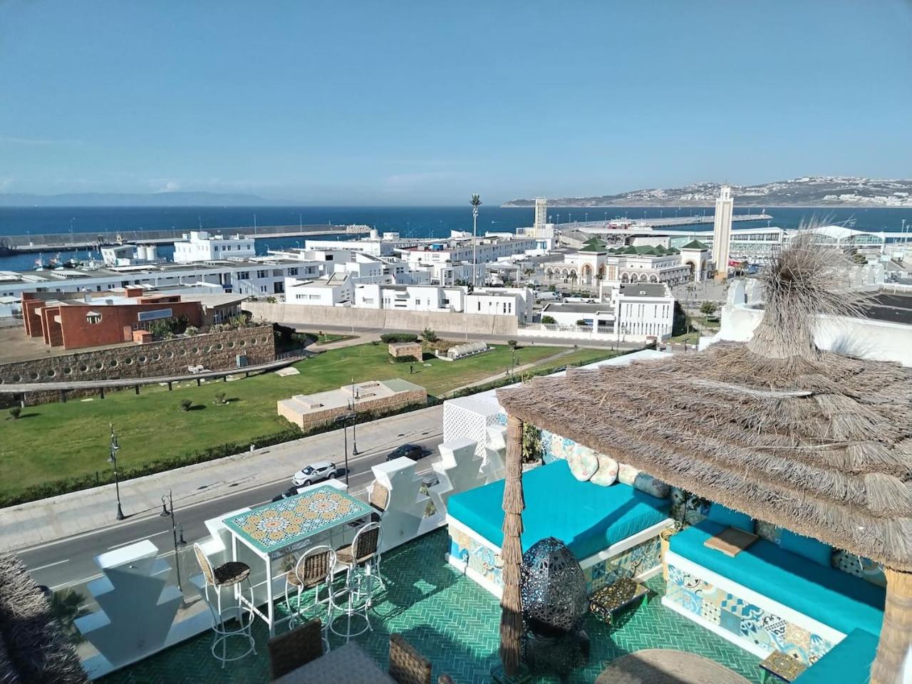 Photo 12