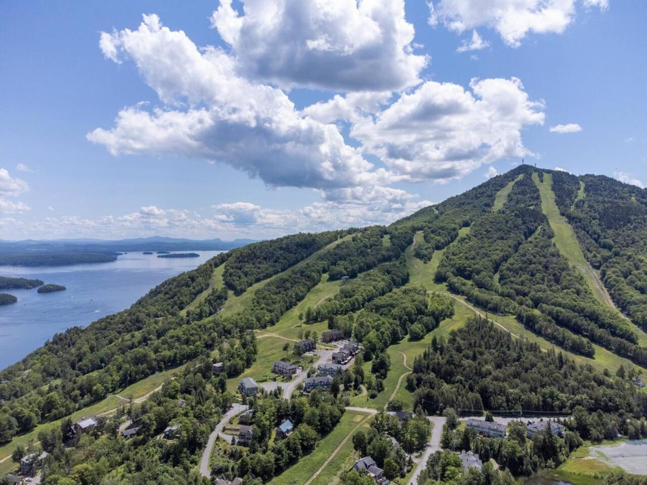 Chalet Memphrémagog Ski Spa, Étang