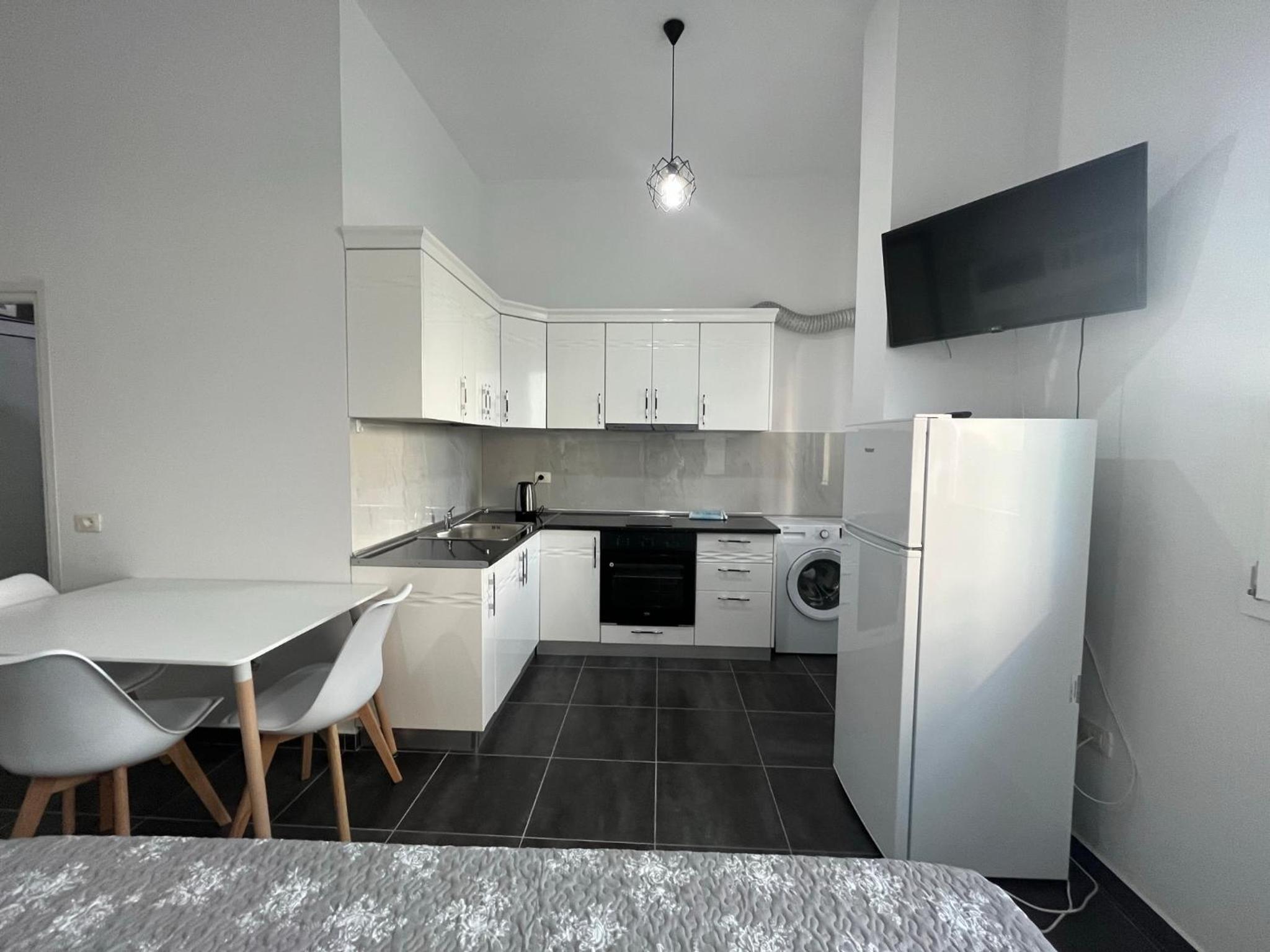 Gjiri i Lalezit, Saliu Apartment photo 3