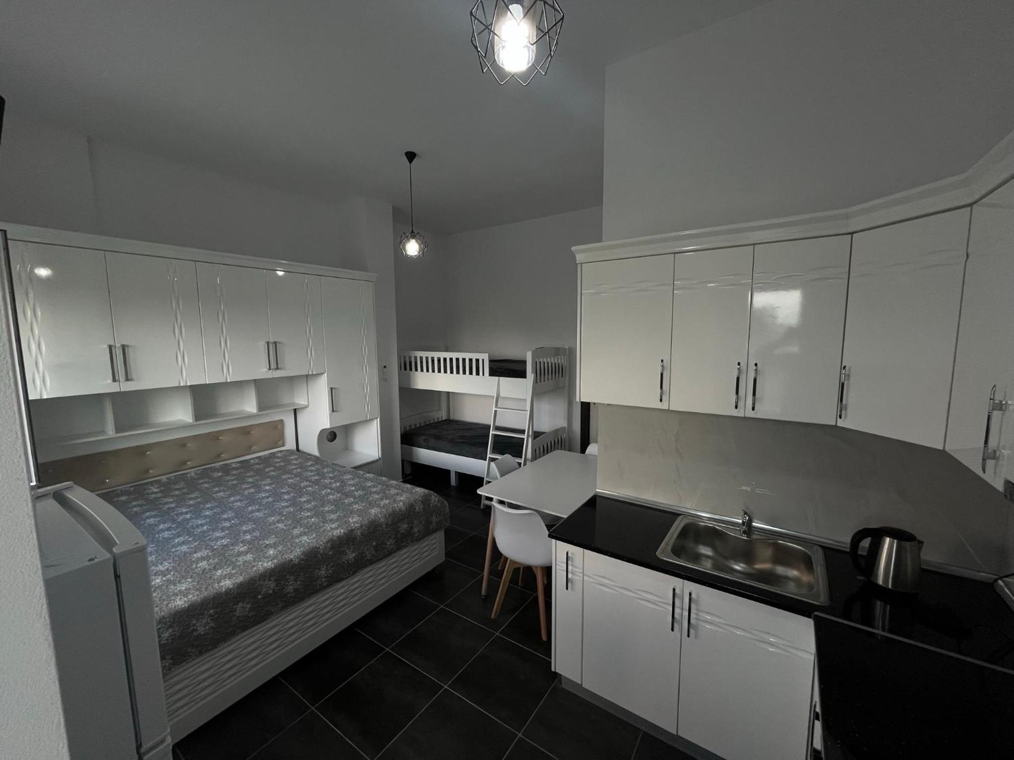 Gjiri i Lalezit, Saliu Apartment photo 5