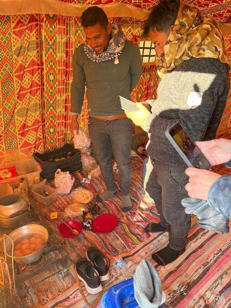 Egypt white and black desert with Camping