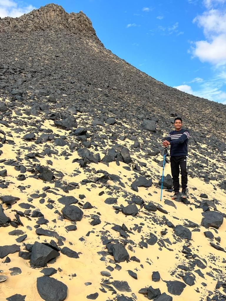 Egypt white and black desert with Camping