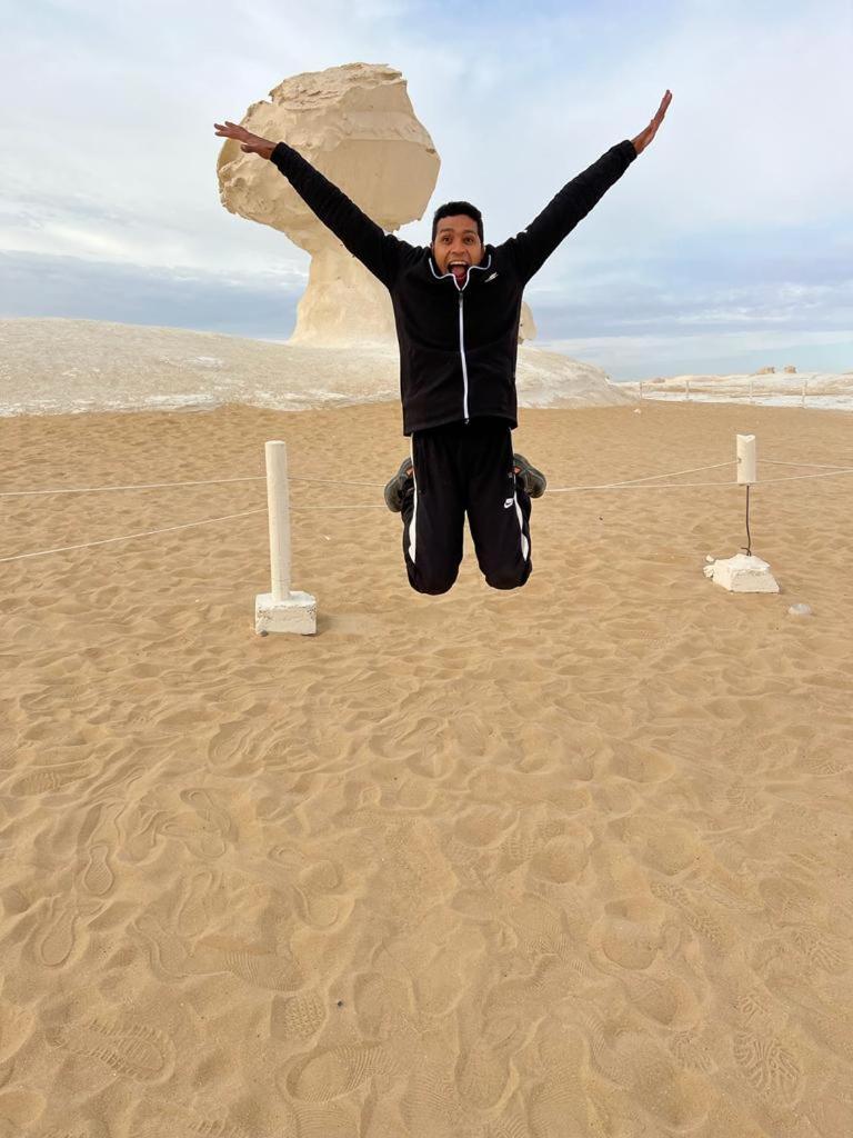 Egypt white and black desert with Camping