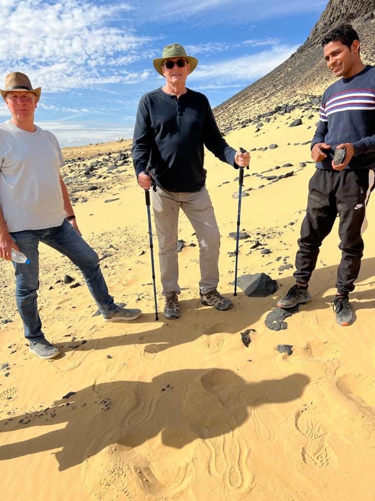 Egypt white and black desert with Camping