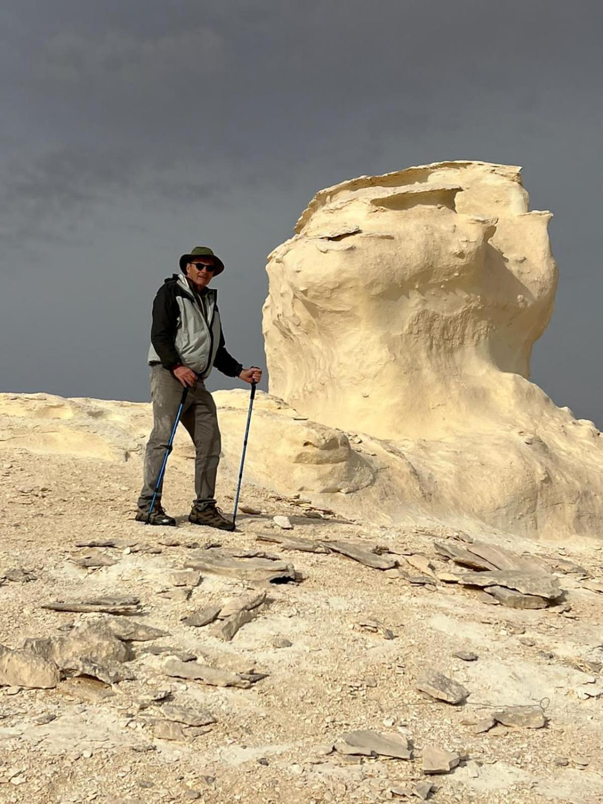 Egypt white and black desert with Camping