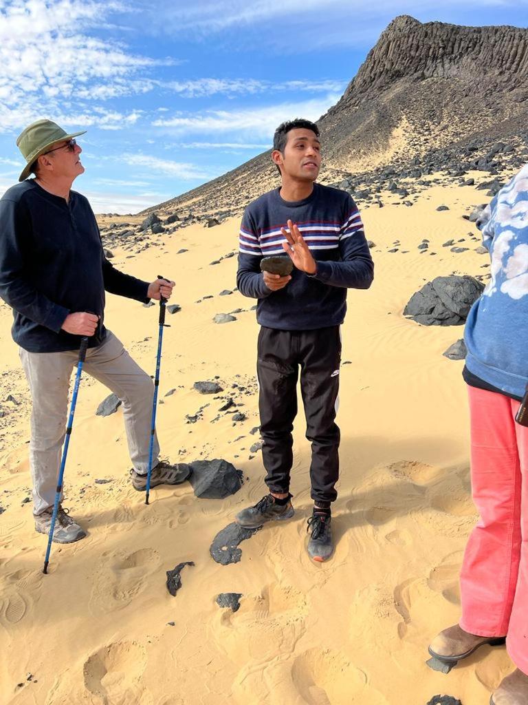 Egypt white and black desert with Camping