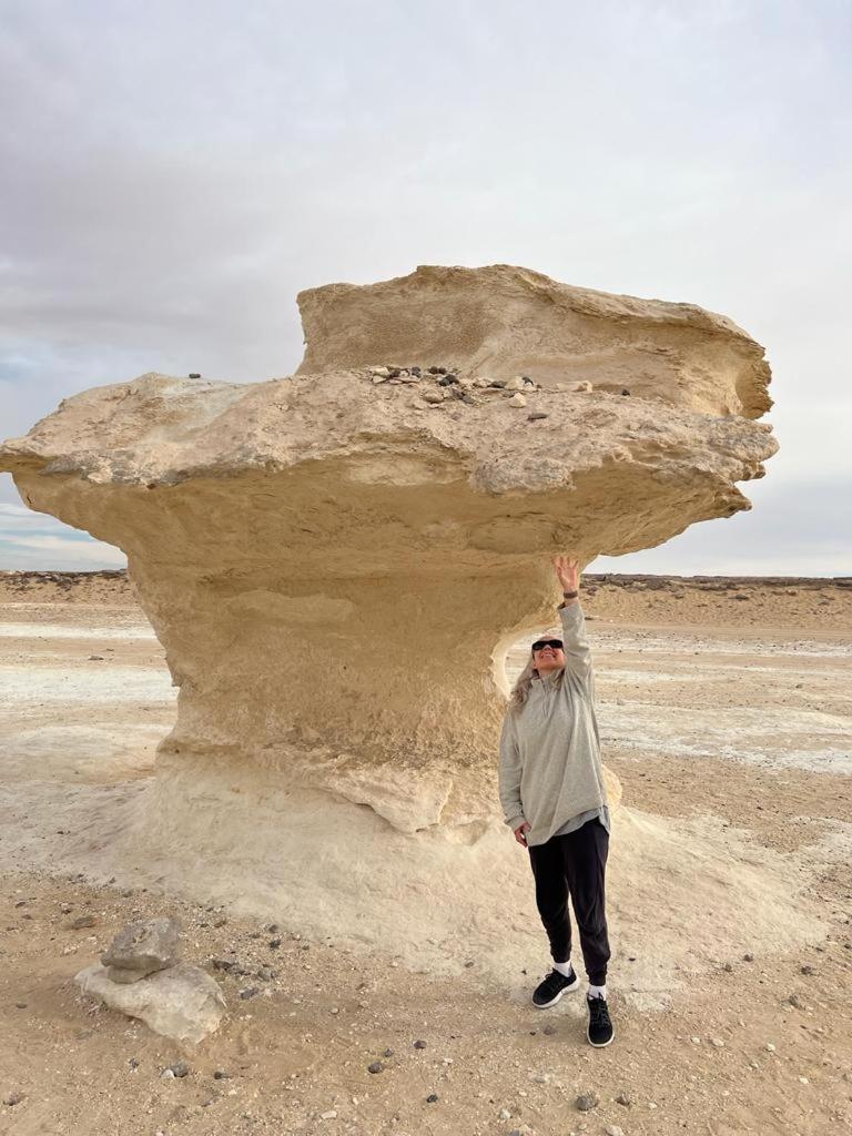 Egypt white and black desert with Camping