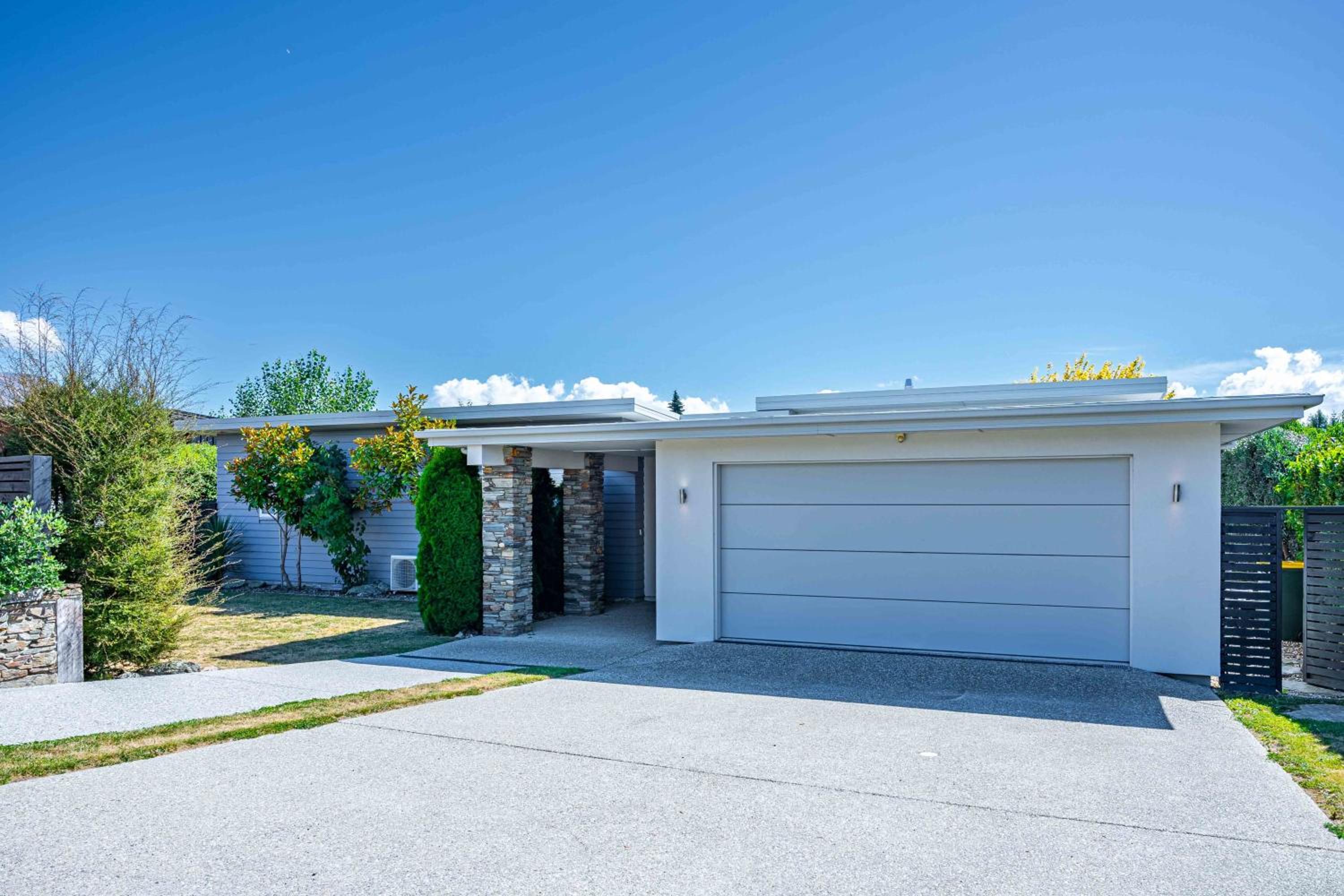 Wanaka Haven view 3
