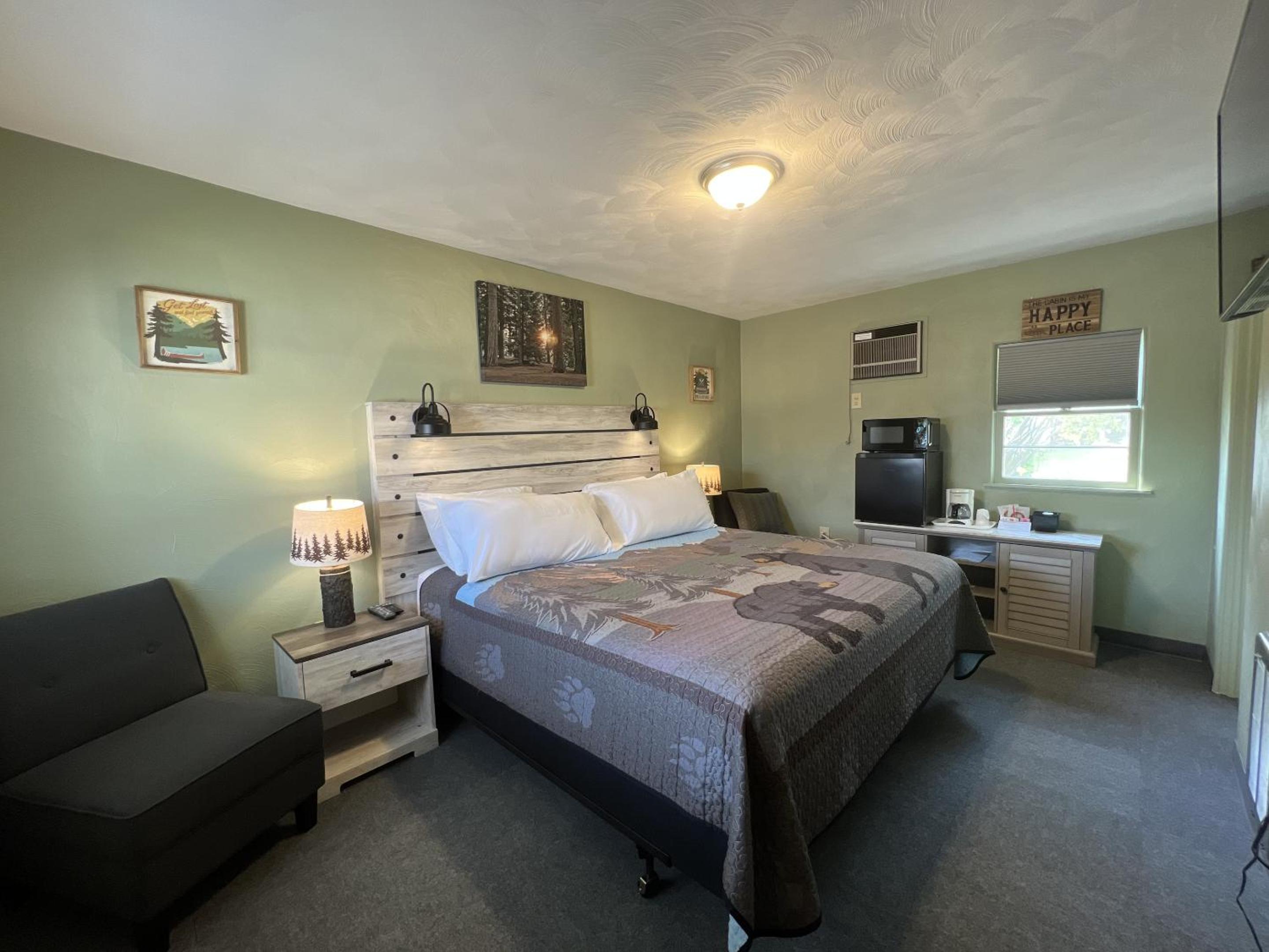 Cedars Motel view 4