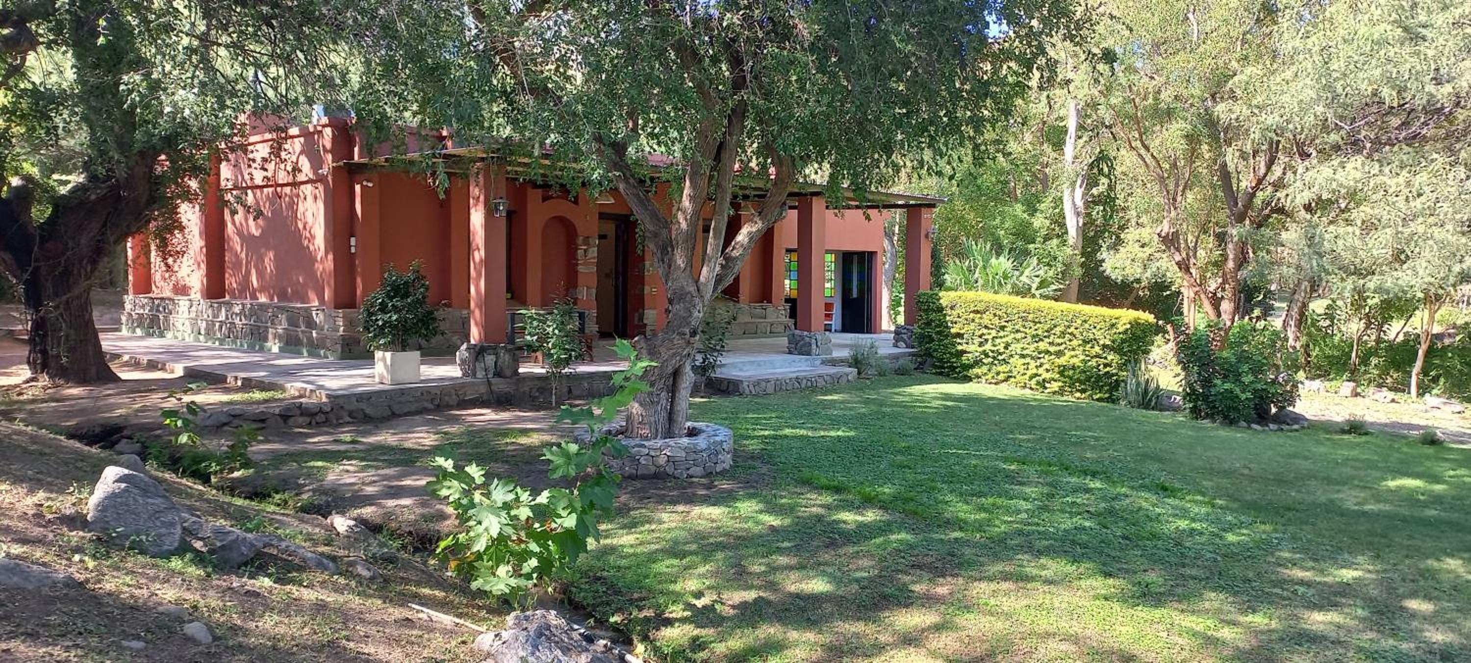 TADASANA CASA DE CAMPO