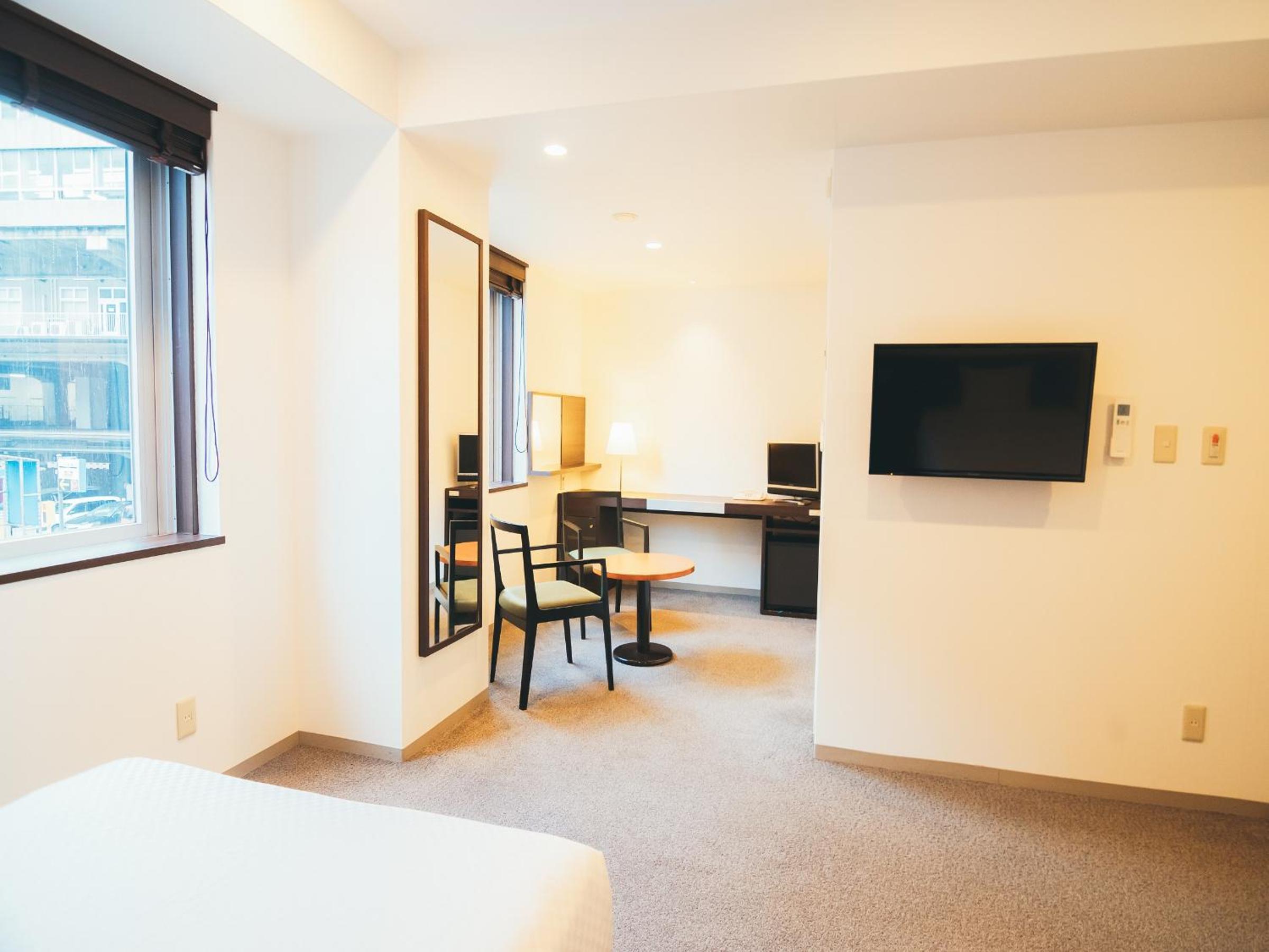 Quintessa Hotel Kokura Comic & Books