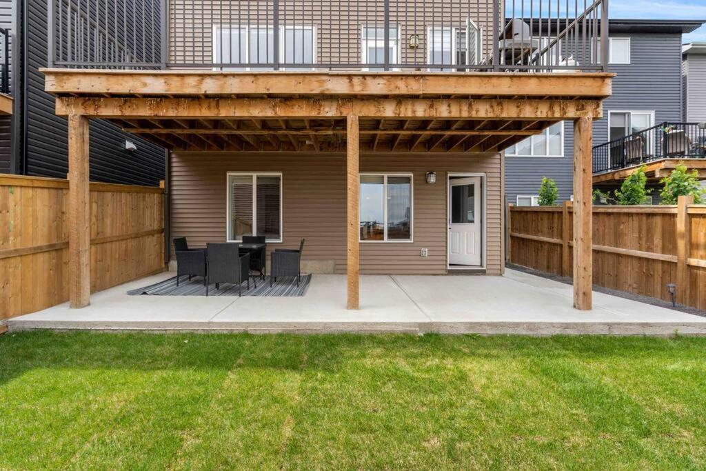 Modern Basement Gem: 2 BR Retreat