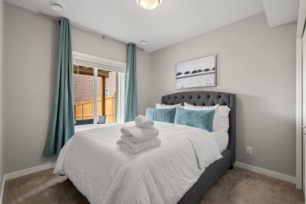 Modern Basement Gem: 2 BR Retreat