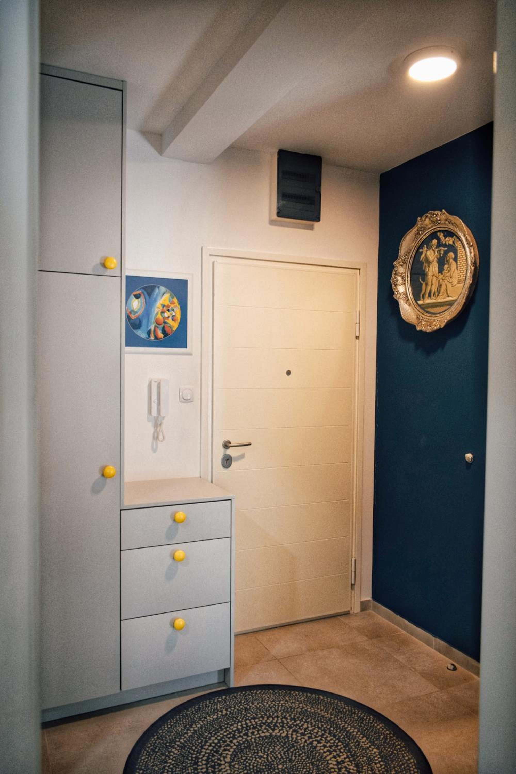 The Impressive Apartment