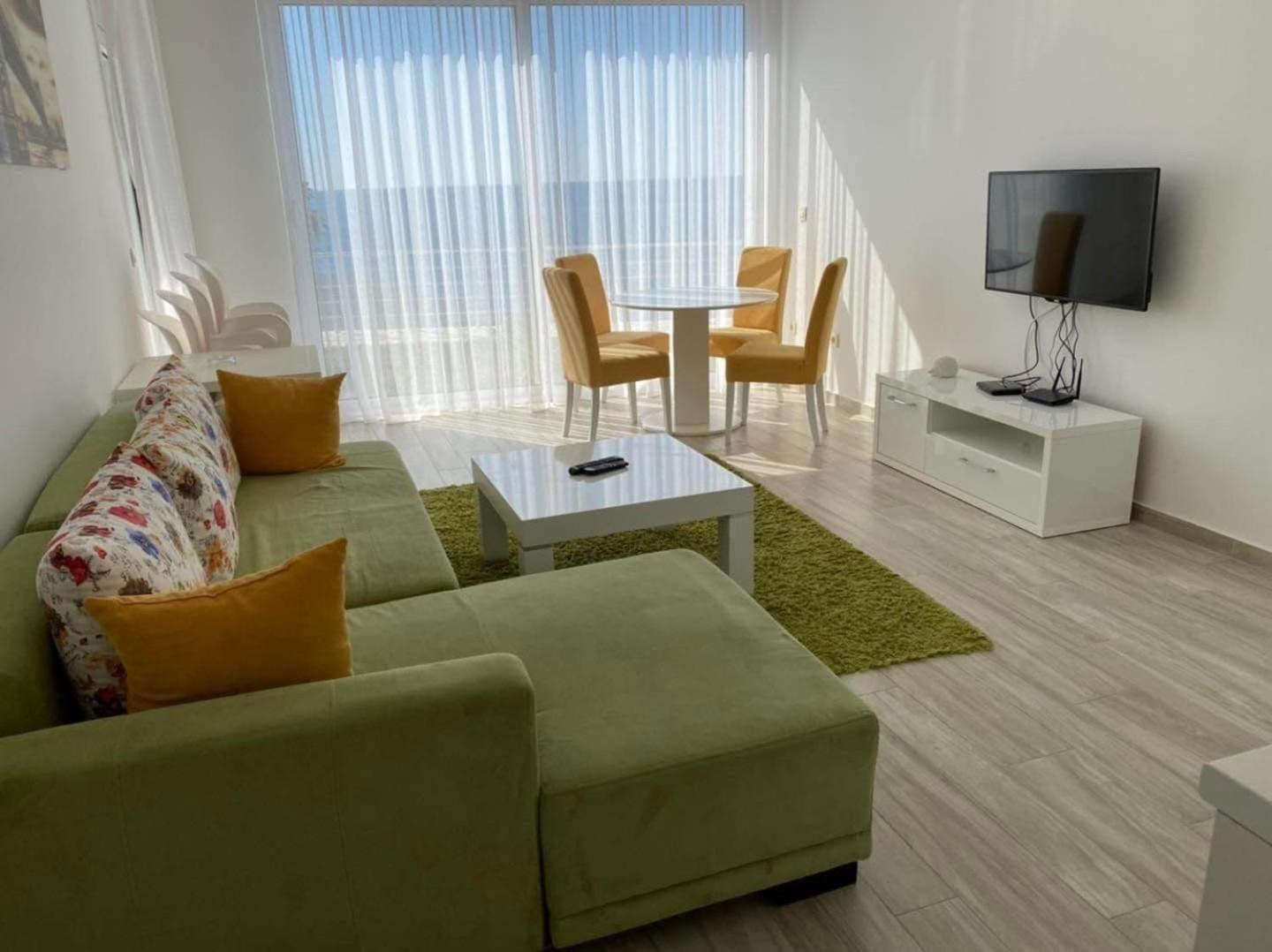 Nautilus Apartments view 4