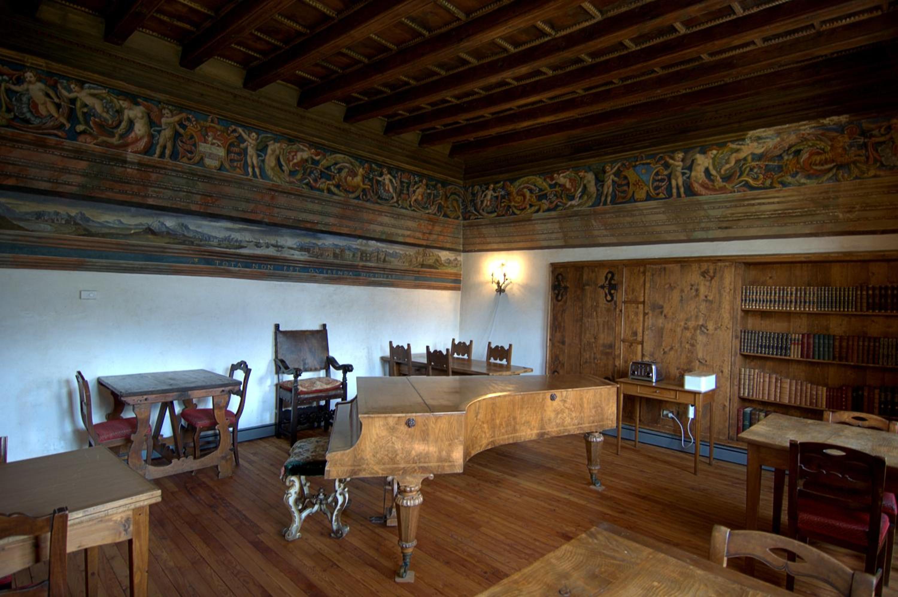 Photo 16