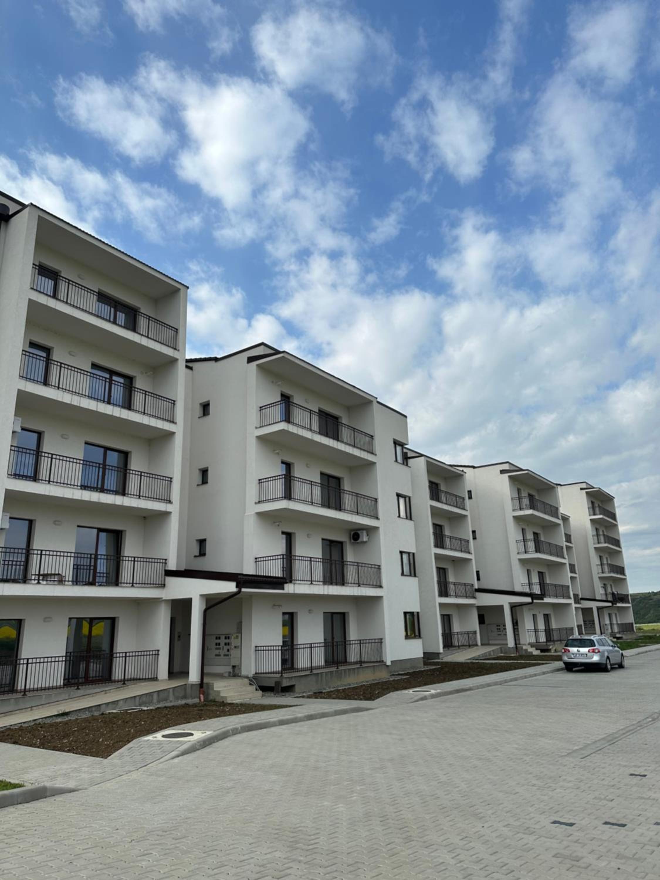 Dacia Apartments