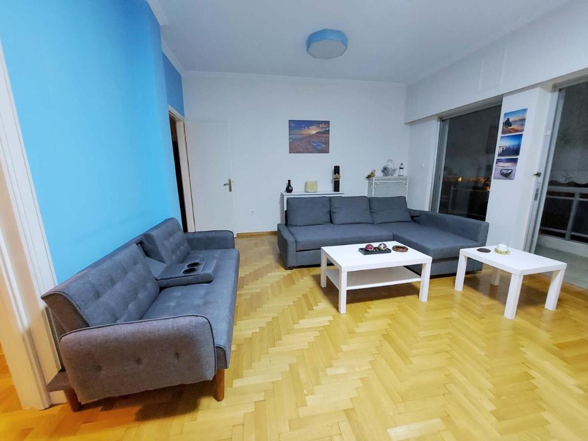Blue House photo 5