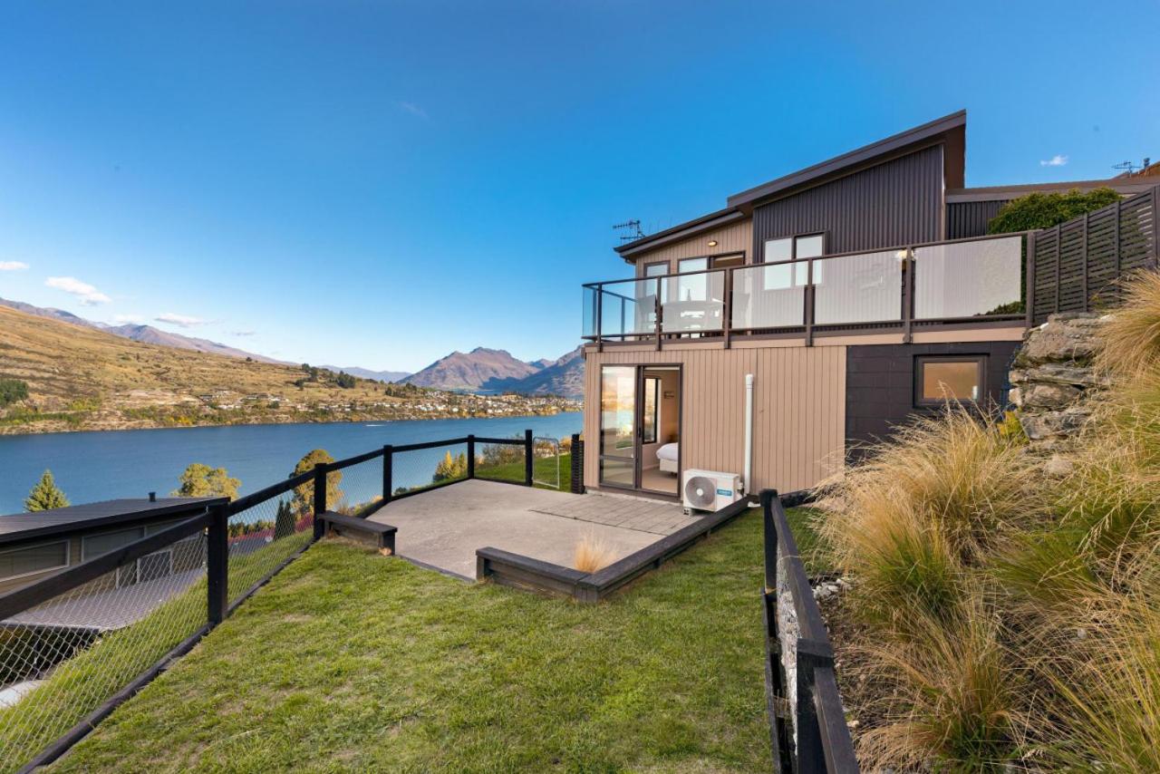 Panoramic View Lake Views view 3