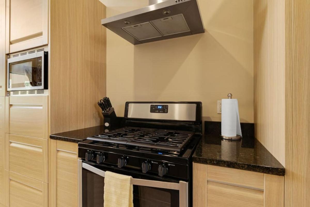 Luxury Townhouse located NEXT to DISNEY ORLANDO