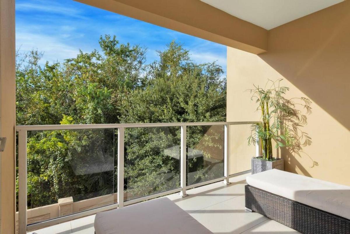 Luxury Townhouse located NEXT to DISNEY ORLANDO