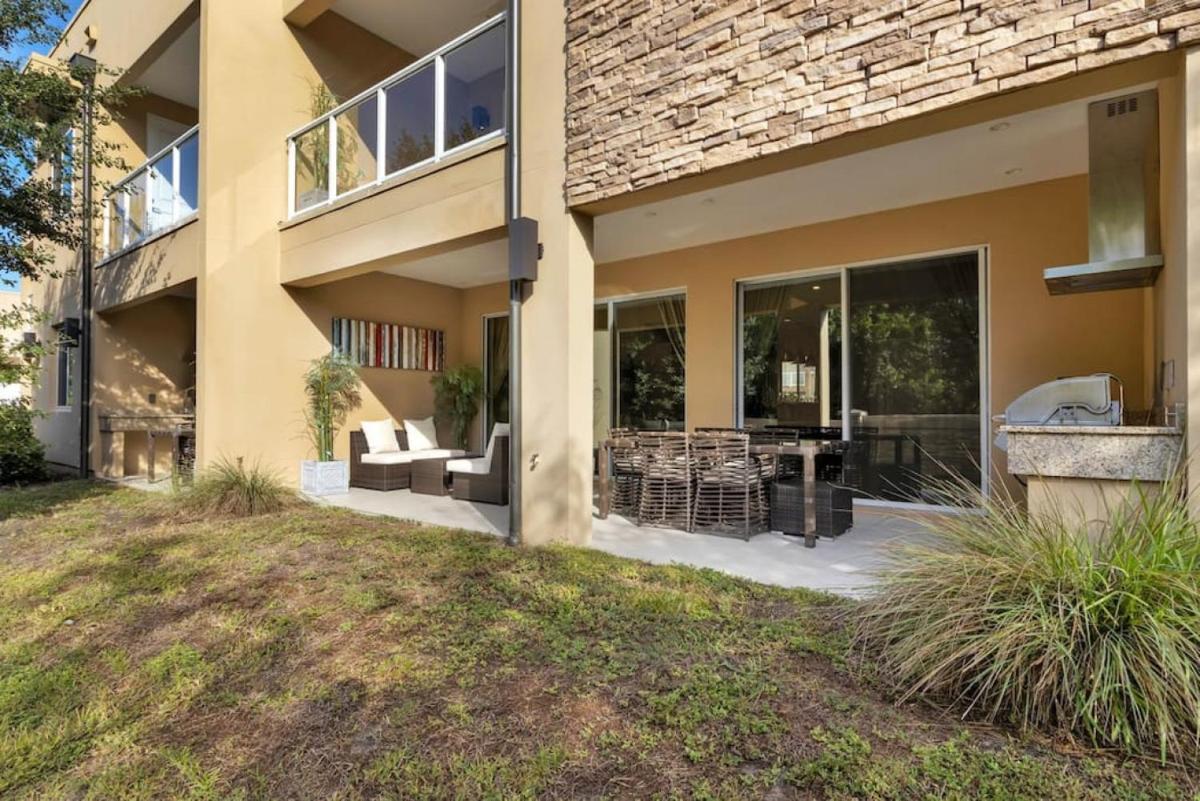 Luxury Townhouse located NEXT to DISNEY ORLANDO