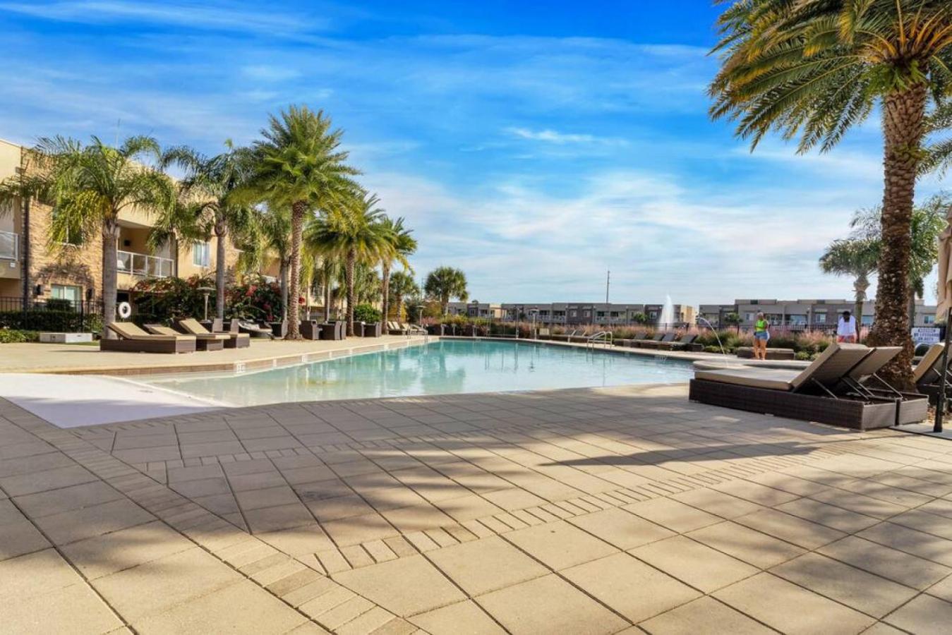 Luxury Townhouse located NEXT to DISNEY ORLANDO