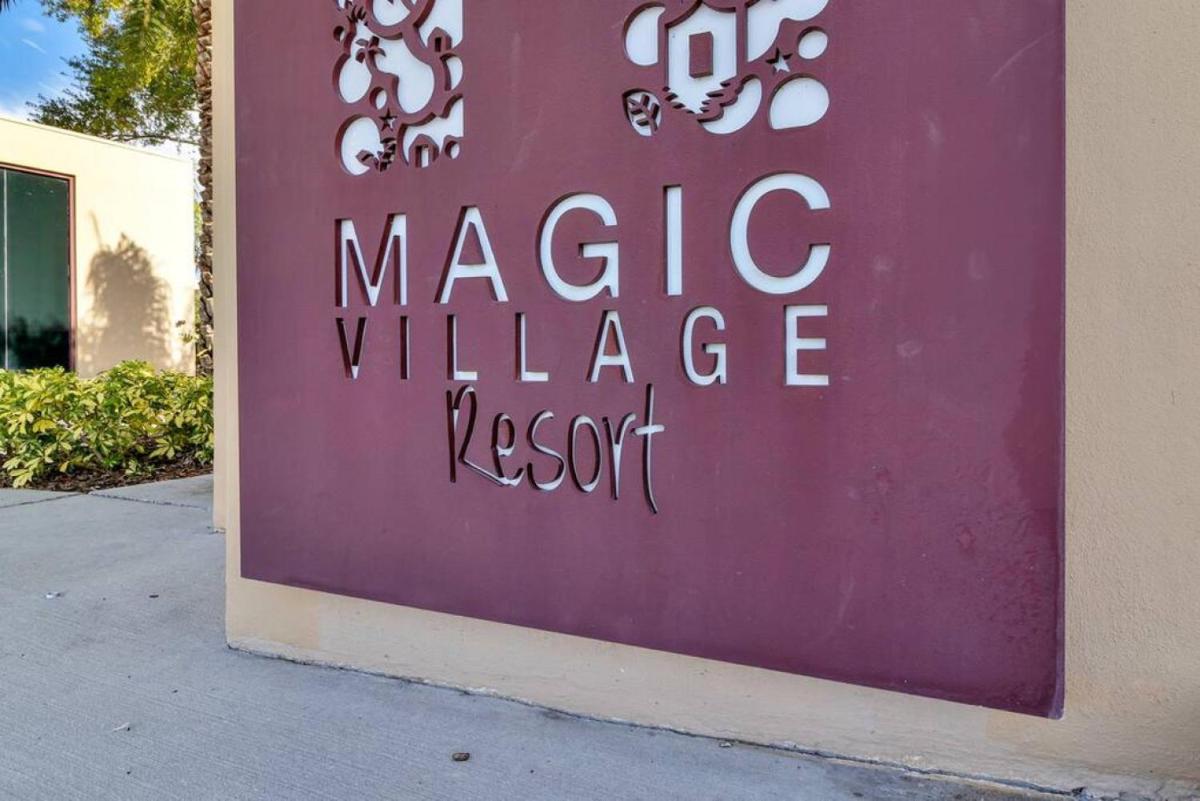 Luxury Townhouse located NEXT to DISNEY ORLANDO