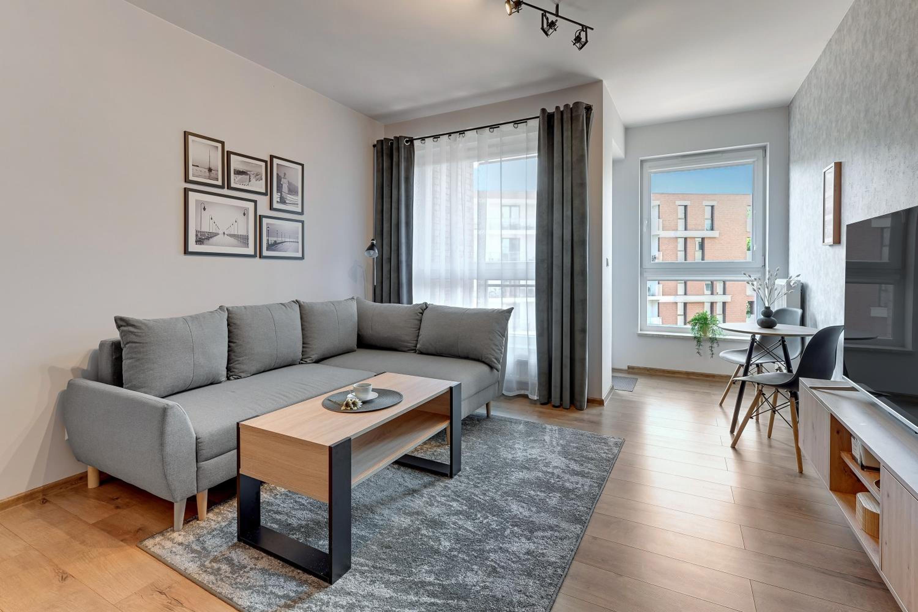 Bastion Wałowa City Center by Downtown Apartments