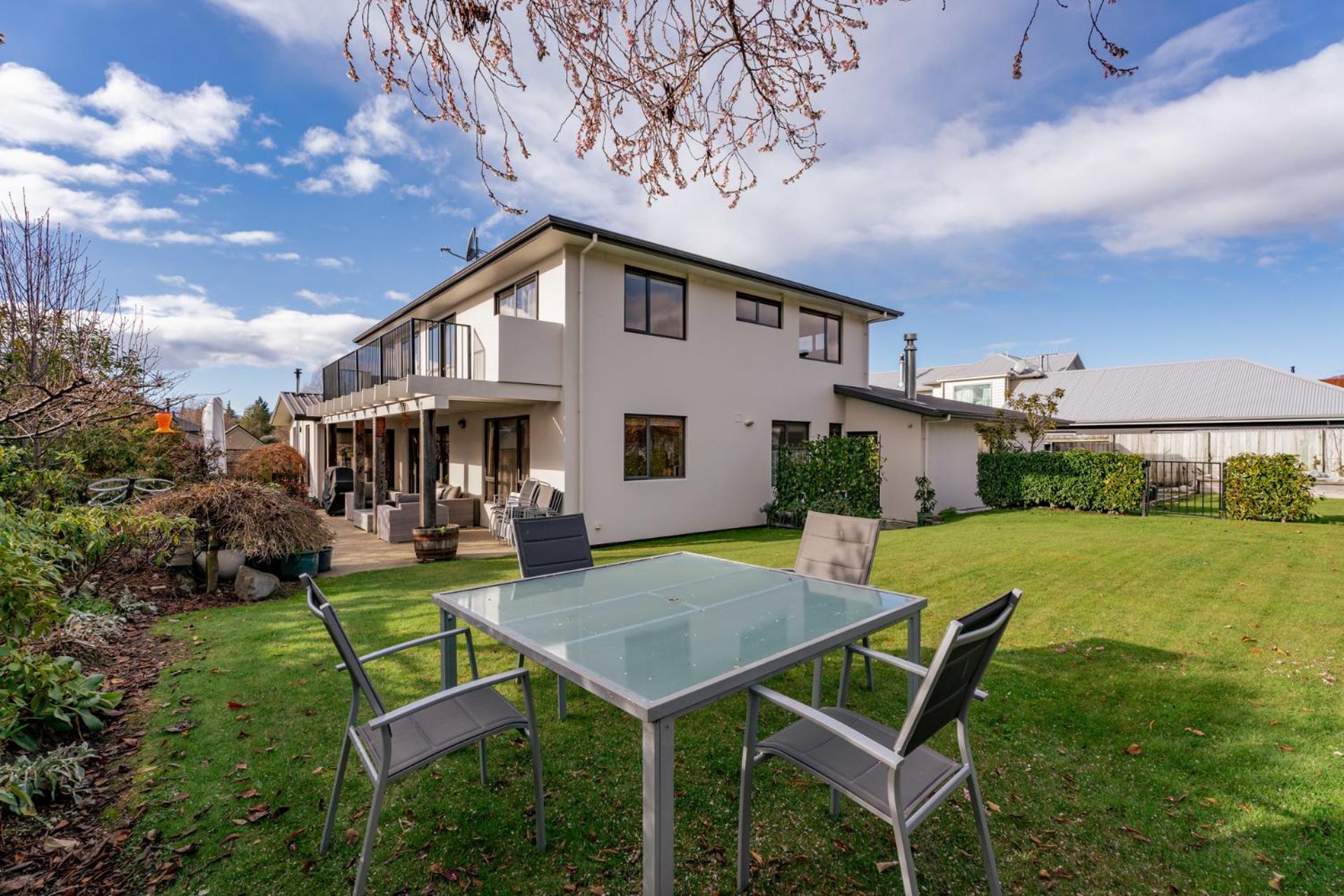 Stonebrook - Wanaka Holiday Home