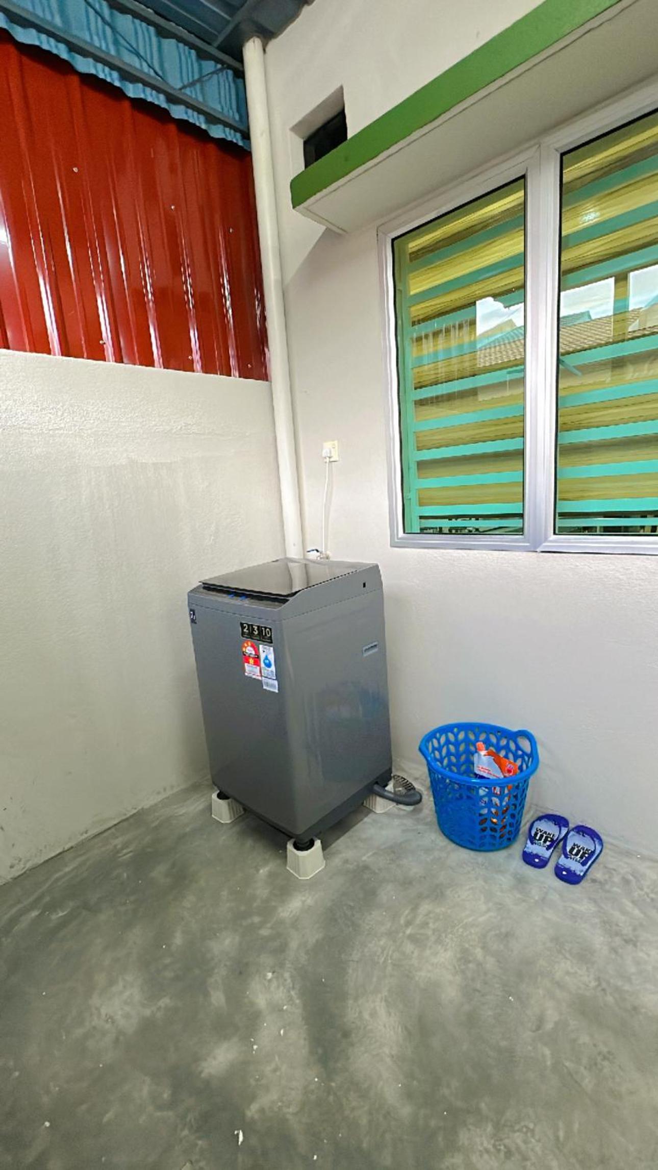 AZALiA HOMESTAYMUSLIM TELUK INTAN photo 2