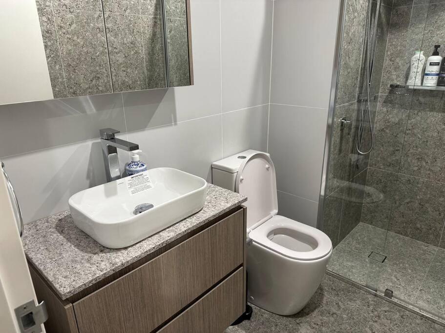 Cityscape Lovely 1BR Apt & Parking @CBD