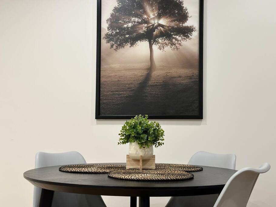 Cityscape Lovely 1BR Apt & Parking @CBD