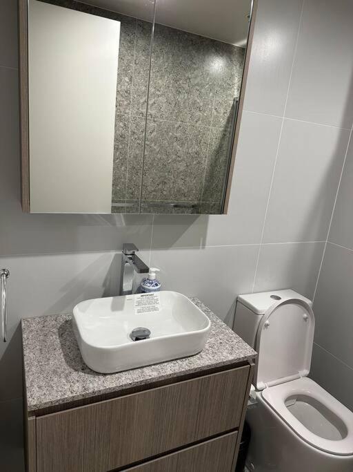 Cityscape Lovely 1BR Apt & Parking @CBD