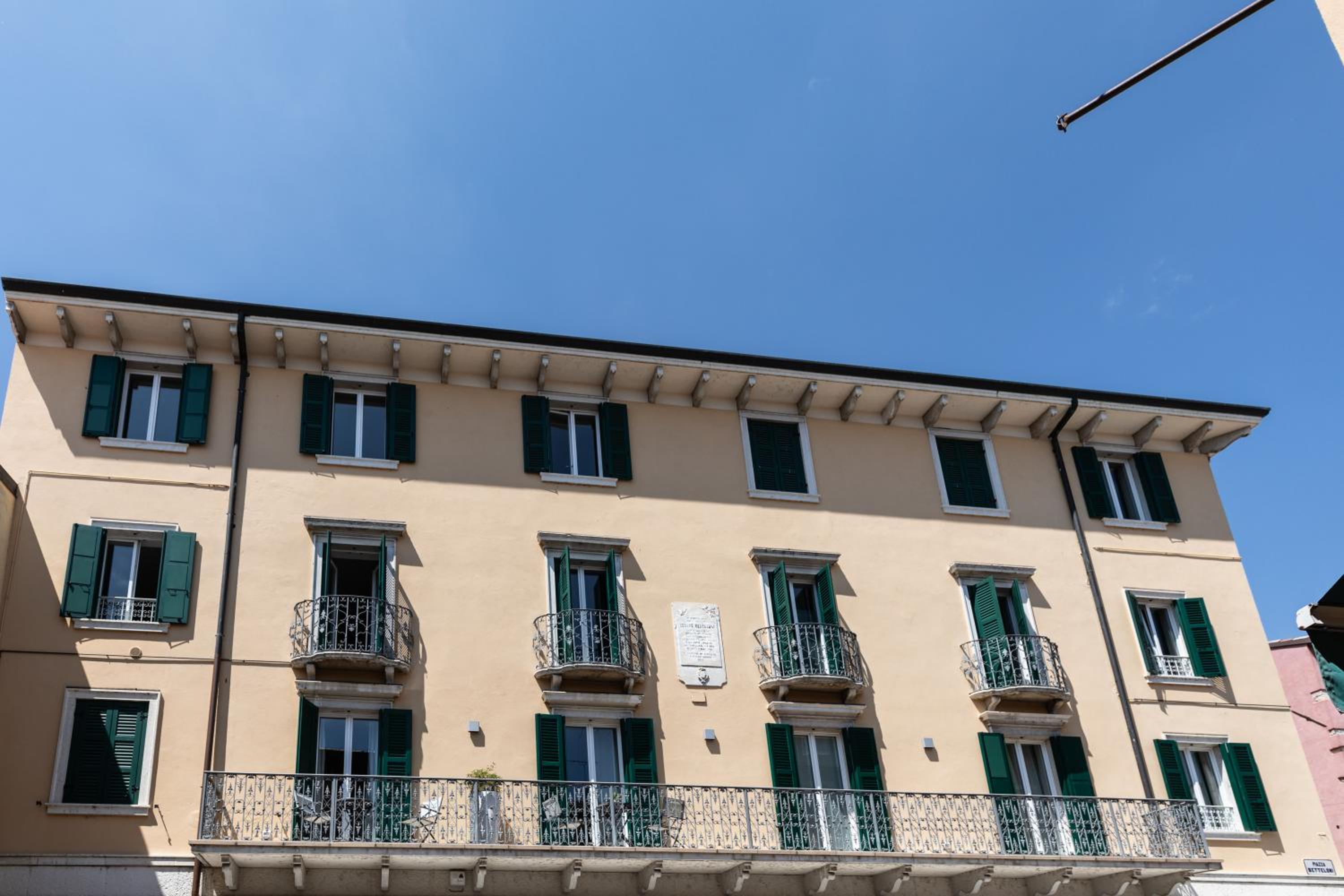 Palazzo Betteloni