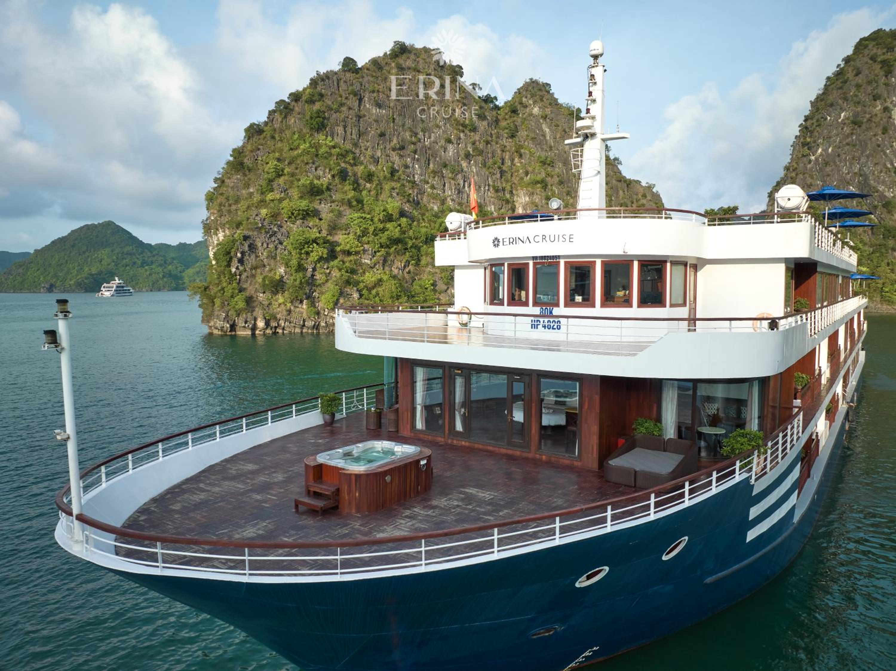 Erina Cruise by HAG