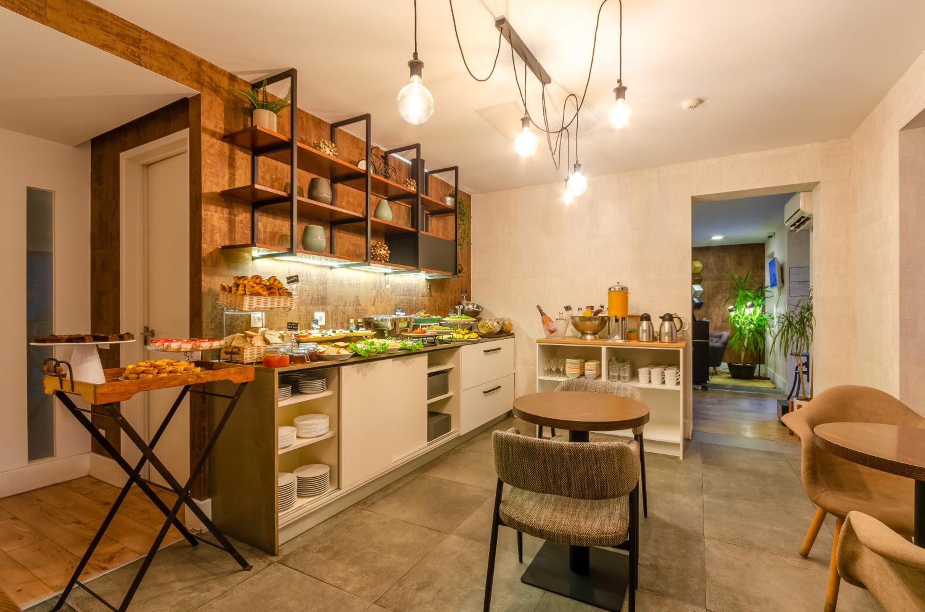 LX51 Lisbon Center - Studios & Suites by APT IIN