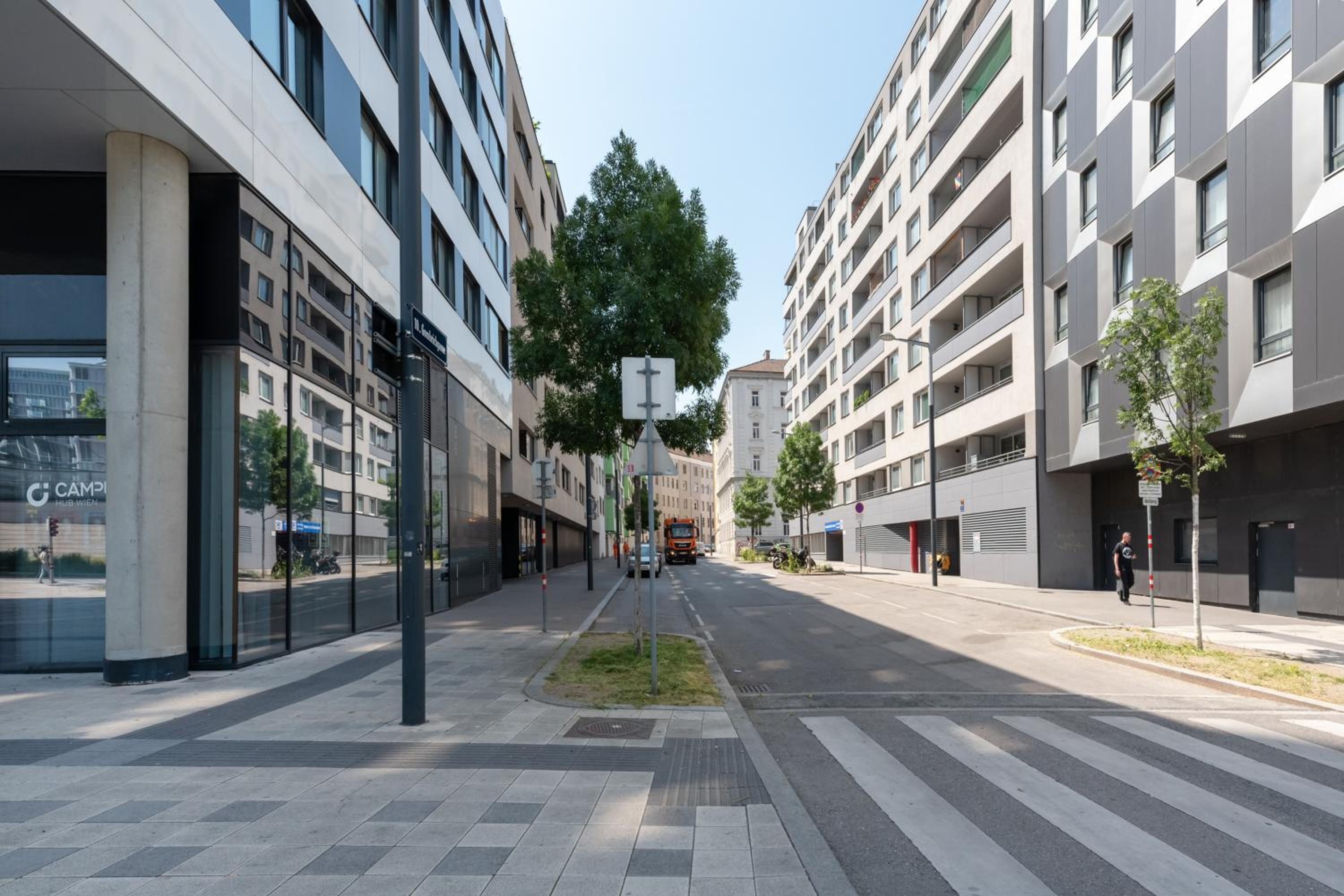 Luxus über den Wolken, 18. Stock mit Klimaanlage und Garage