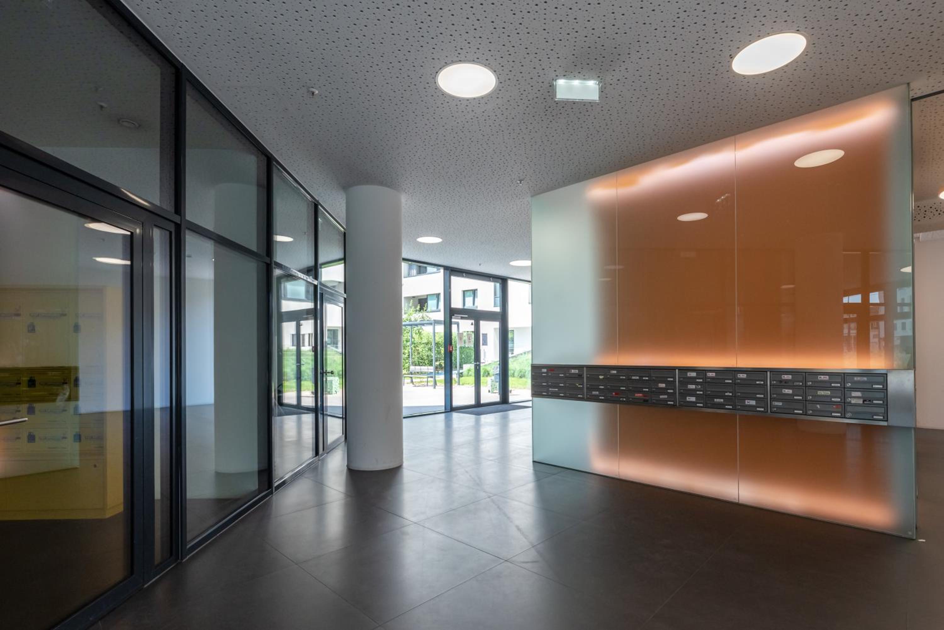 Luxus über den Wolken, 18. Stock mit Klimaanlage und Garage