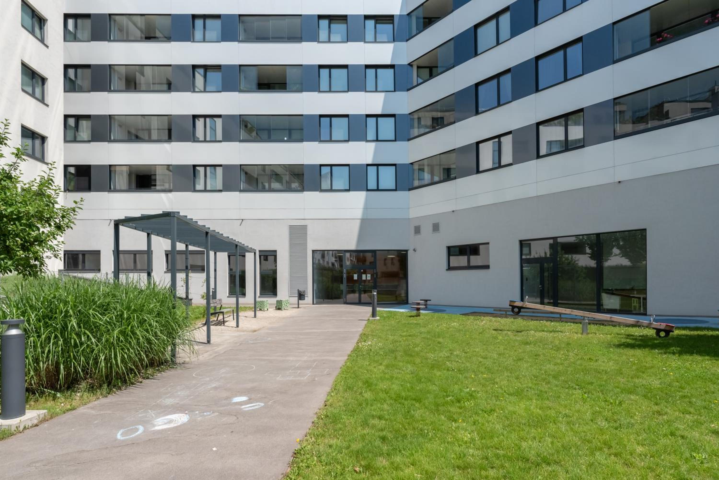 Luxus über den Wolken, 18. Stock mit Klimaanlage und Garage
