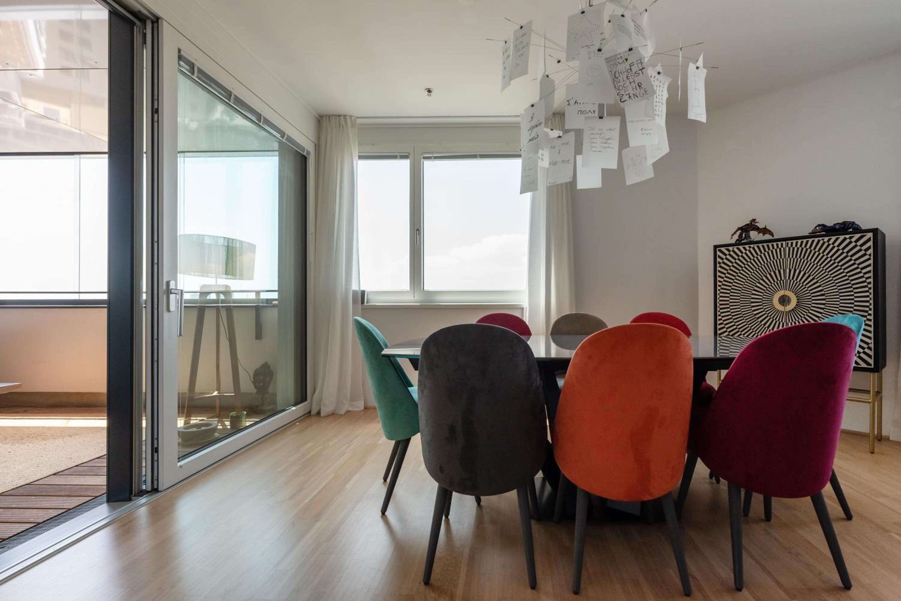 Luxus über den Wolken, 18. Stock mit Klimaanlage und Garage