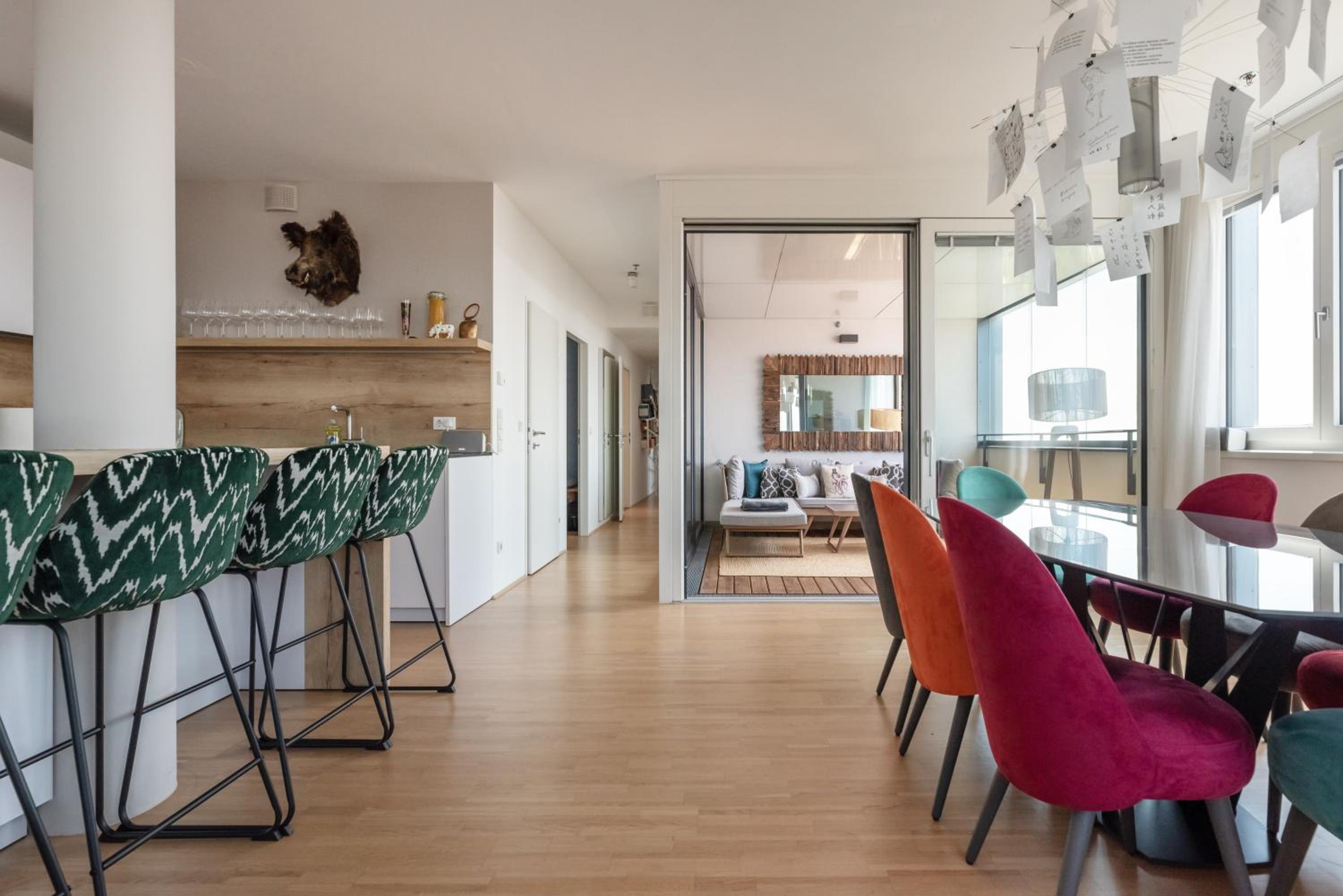 Luxus über den Wolken, 18. Stock mit Klimaanlage und Garage